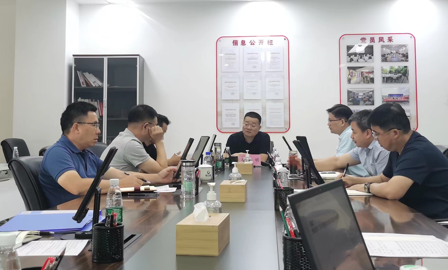 1693970423334898.jpg 1693970423334898.jpg