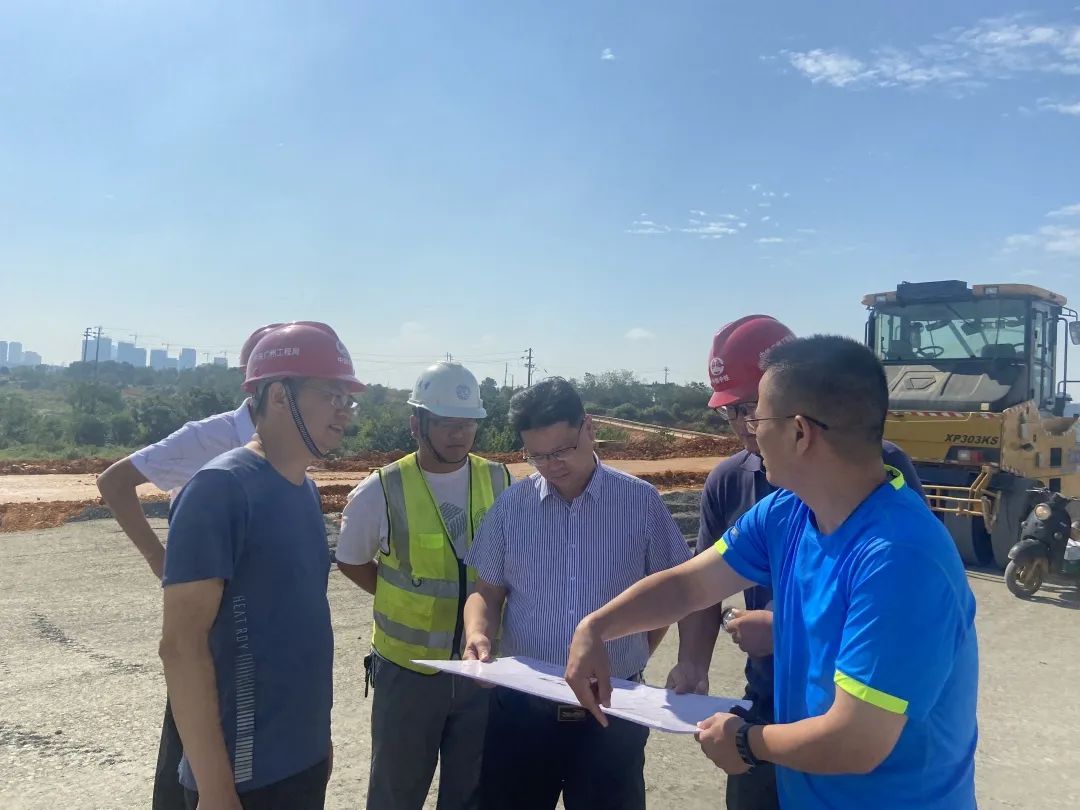 1696648433696733.jpg 1696648433696733.jpg