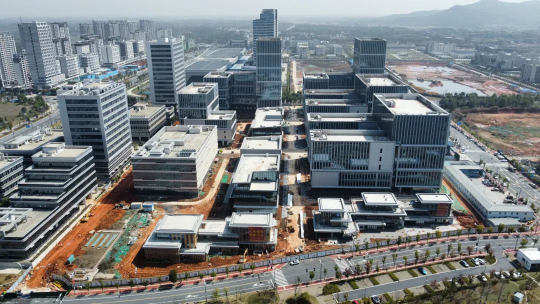 1714361721937265.jpg 1714361721937265.jpg