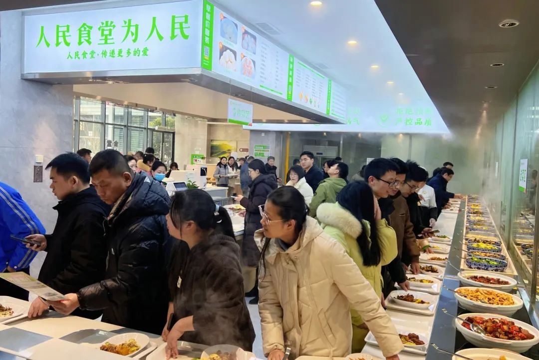 1740465513614877.jpg 1740465513614877.jpg