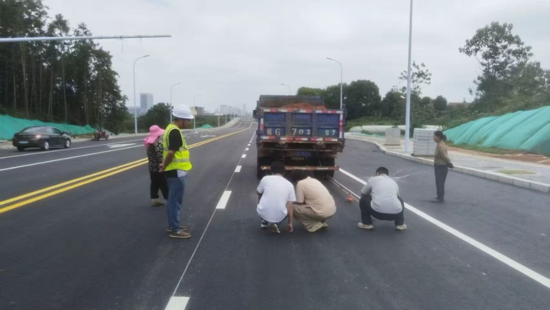 1759201736866612.png 1759201736866612.png