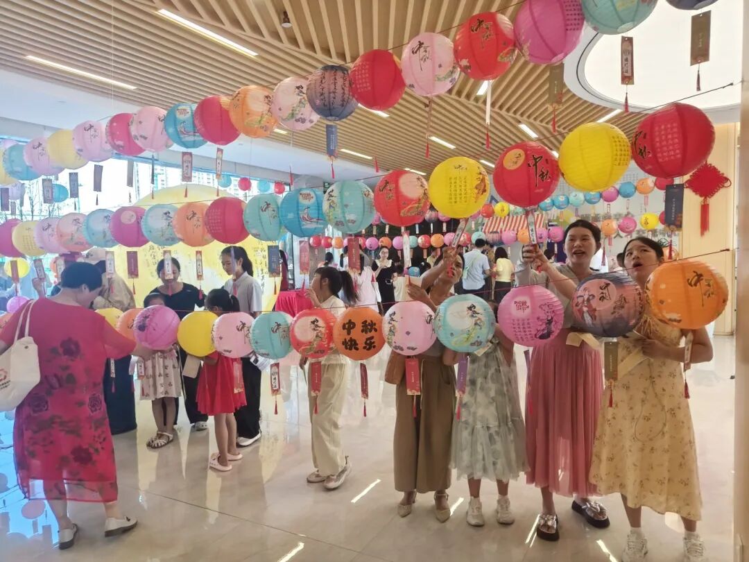 1760060718778693.jpg 1760060718778693.jpg