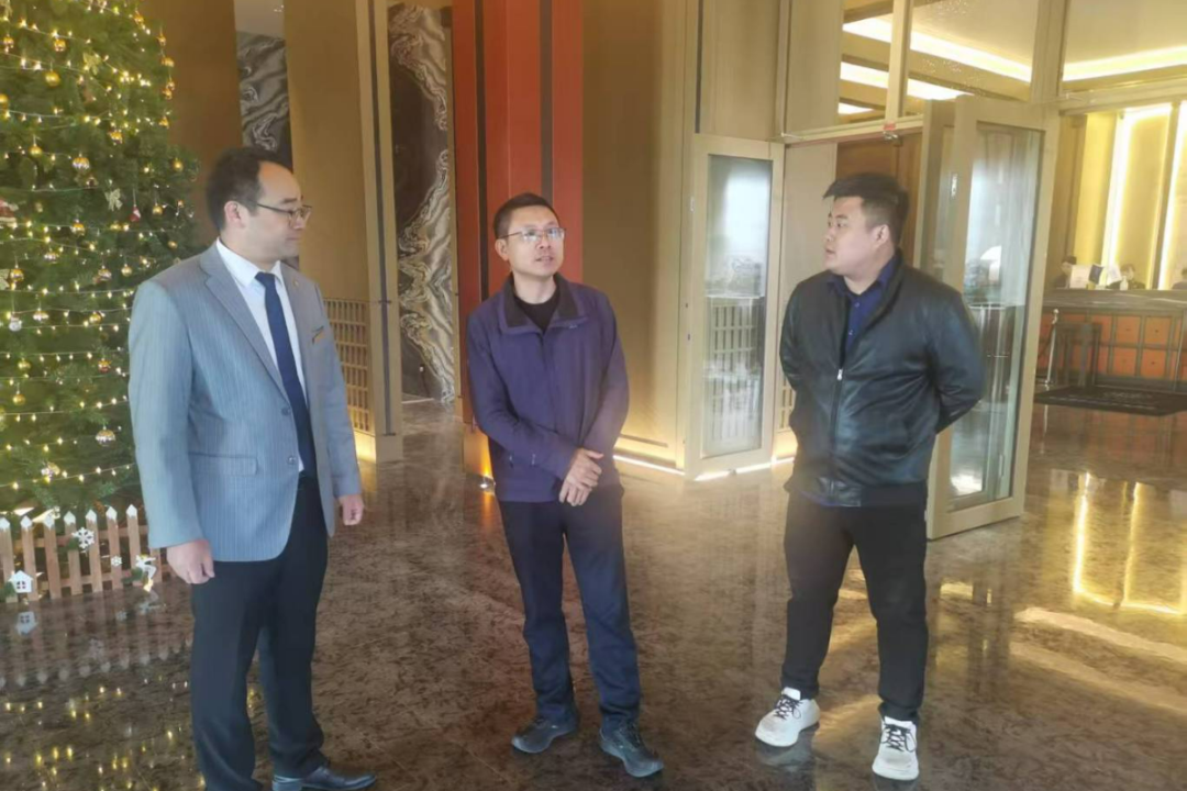 1764829353541678.png 1764829353541678.png